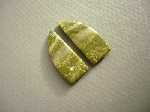 Pár kabošonů serpentinitu 23 mm, č.59