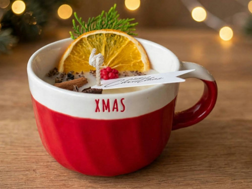 Vánoční svíčka v hrníčku XMAS