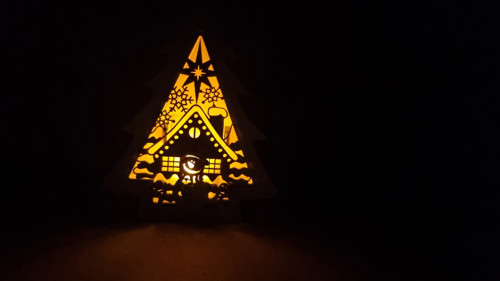 Vánoční domeček/stromeček na LED sněhulák
