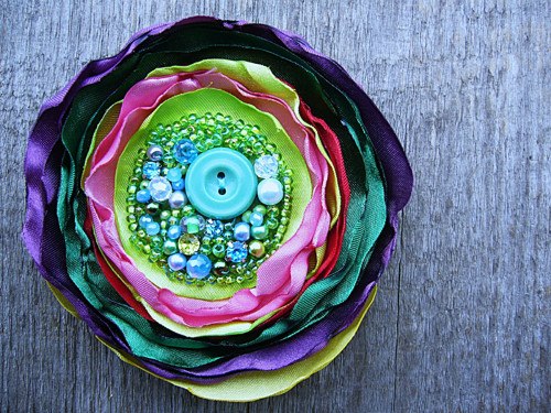 Boho chameleon: Výstřední textilní brož