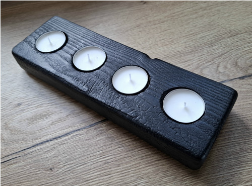 Dřevěný svícen Shou Sugi Ban (Yakisugi)