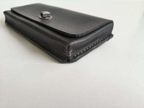 Pouzdro na mobil