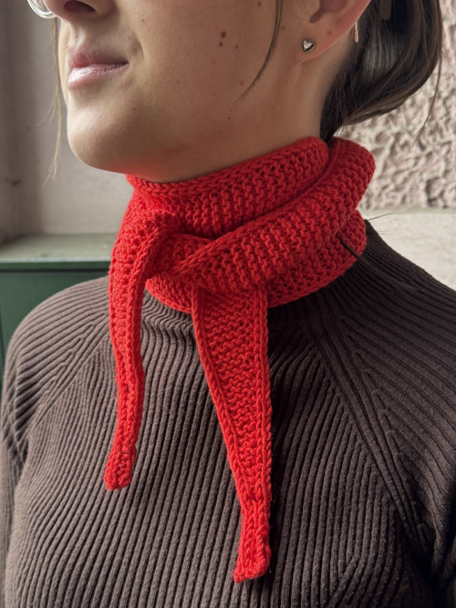 Pletený červený šátek - Sophie scarf