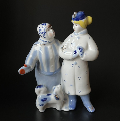 Soška Kamarádky Zimní dvůr 18 cm, Polonne USSR
