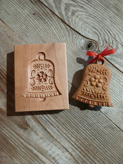 Forma zvoneček 7x5 cm