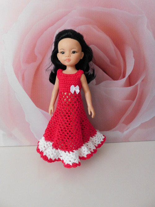 Šaty pro Paola Reina 32cm