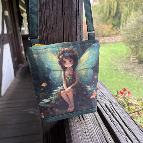 Víla se zelenou- mini kabelka