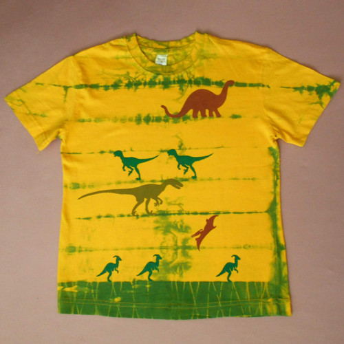 Žluto-zelené dětské tričko s dinosaury (8 let)