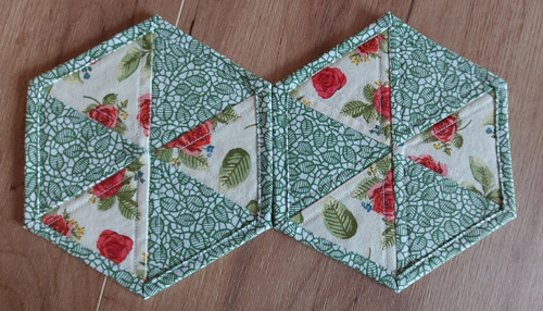 Hexagonové prostírání