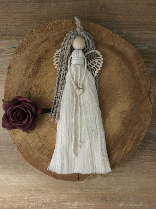 Macrame andělka v boho stylu - natural.