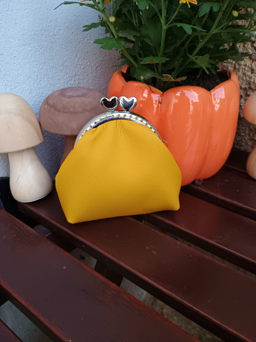 Mini Taštička V Kovovém Rámu