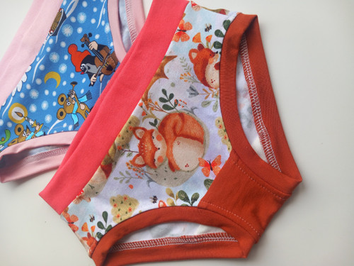 Kalhotky s bambusem, liška v pelíšku