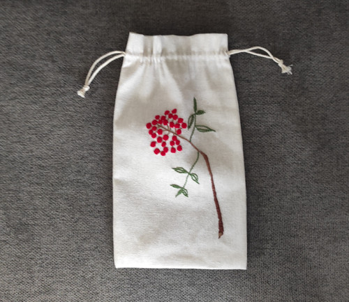Vyšívaný pytlík 30x18 cm - jeřabiny