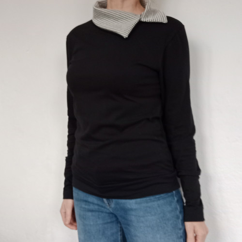 Černé s límcem XS-XXL