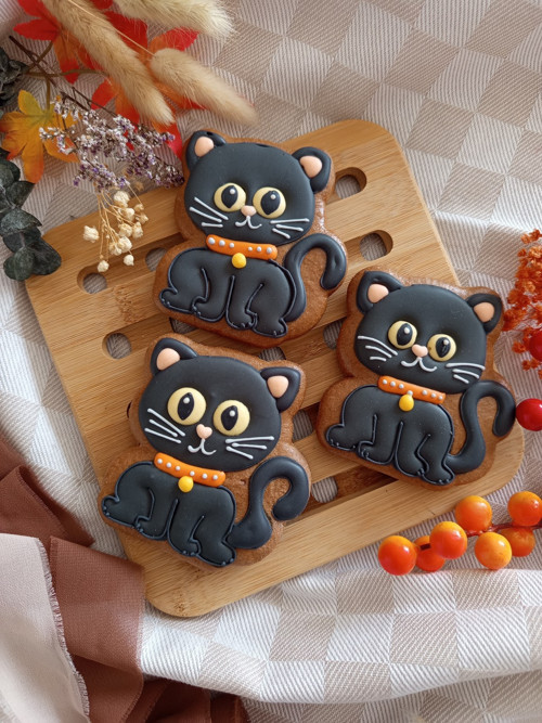 Halloweenský perníček černá kočka