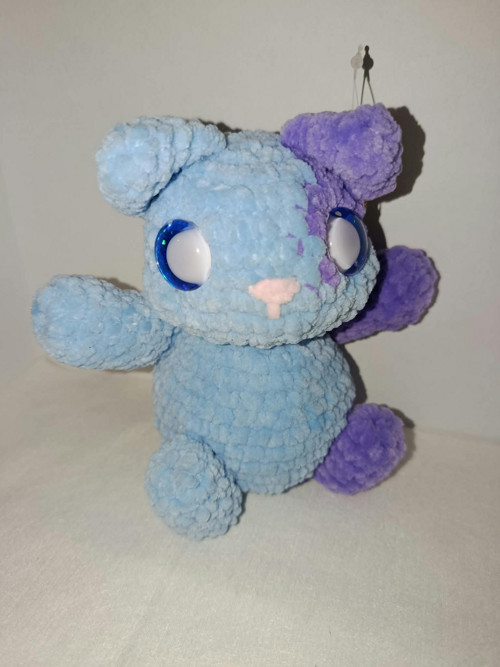 Háčkovaná creepy kočička 14 cm
