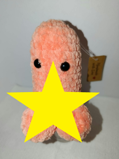 Háčkovaný vtipný talisman 10 cm — foto 1