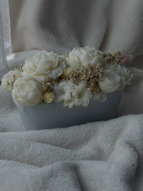 Vosková kytice v oválné keramice vonný flower box