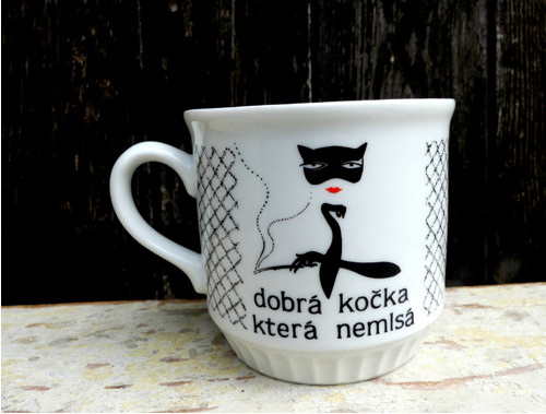 Dobrá kočka, která nemlsá, porcelánový hrnek, Dubí