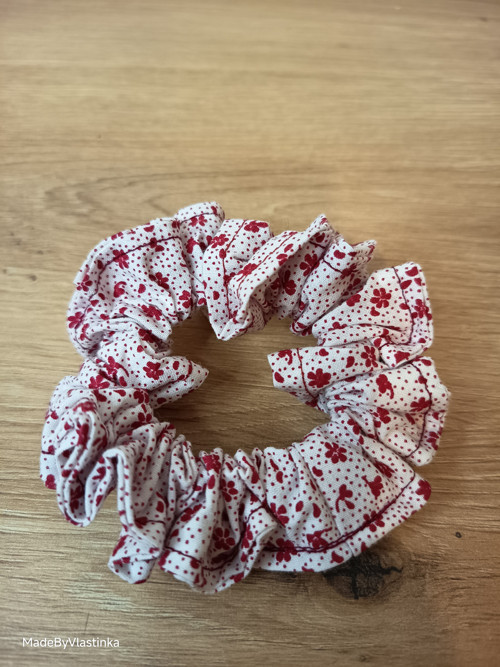 Scrunchie gumička do vlasů — foto 1