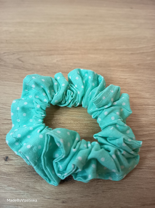 Scrunchie gumička do vlasů