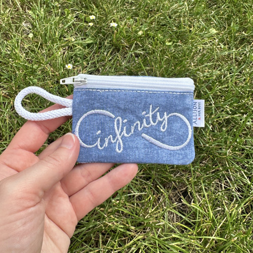 Kapsička mini Infinity — foto 1
