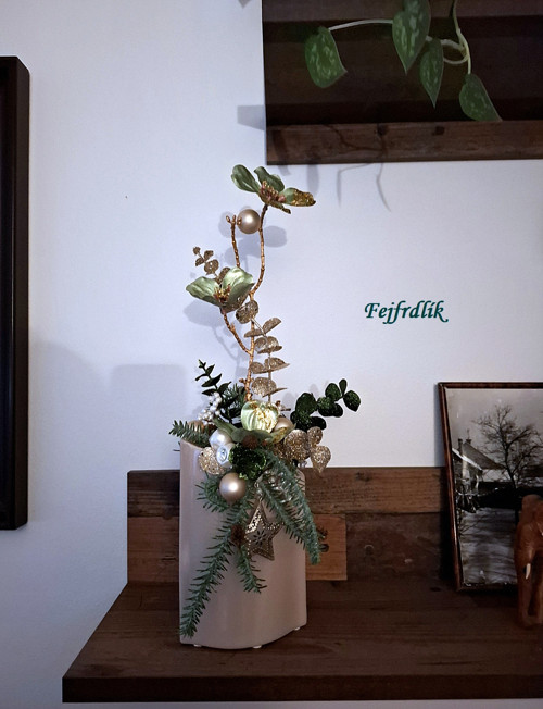 Váza ,,vánoční orchidej,,