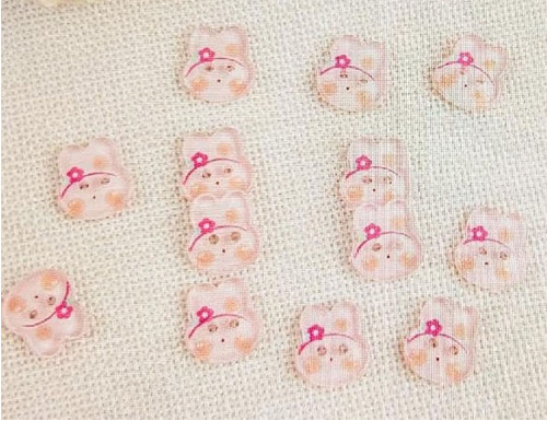 Plastové knoflíky 12x13mm (1ks)