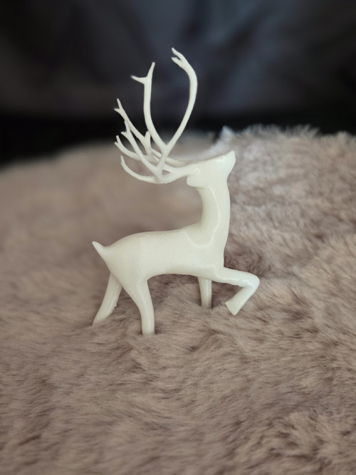 Vánoční jelen s parožím – bílá perleť | 3D tisk