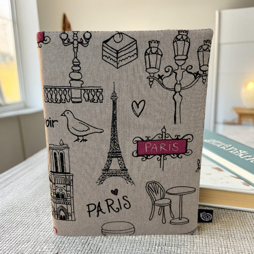 Nastavitelný obal na knihu "I love Paris"