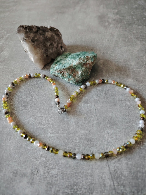 Náhrdelník choker - blýskavé rondelky