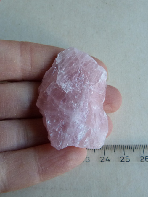 Růženín surový - 4,7 cm