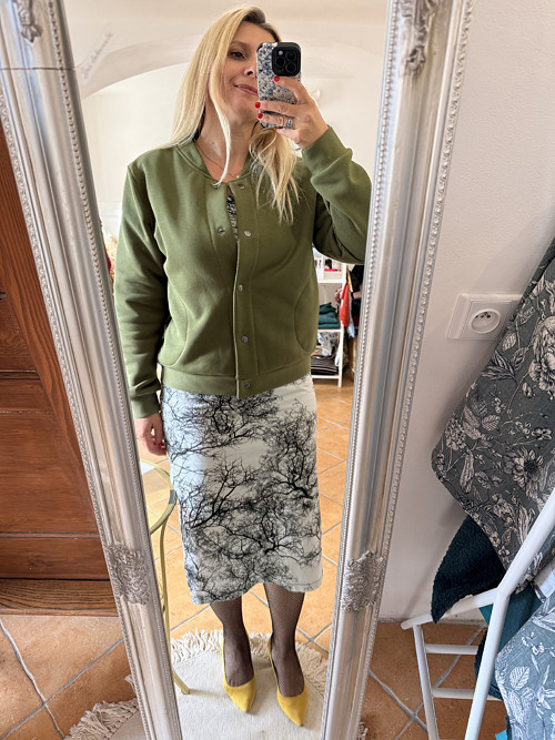 Bombr Khaki ma cvoky