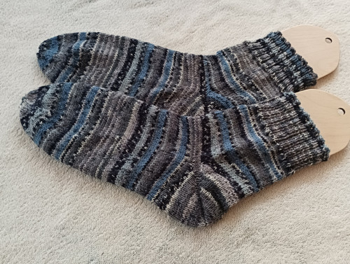 Ručně pletené ponožky barva oceli vel.44/45