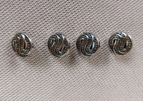 Sada vintage ozdobných knoflíků
