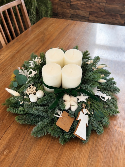 Adventní svícen s andělem