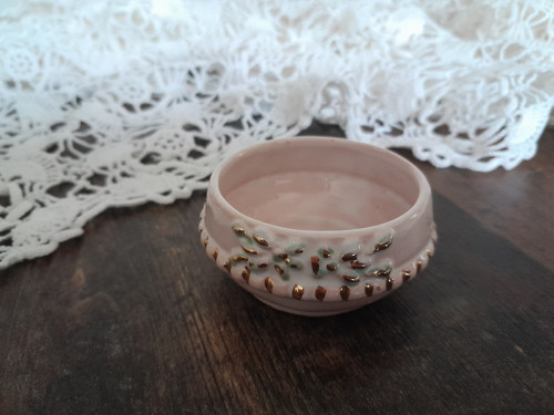 Retro mistička.....růžový porcelán