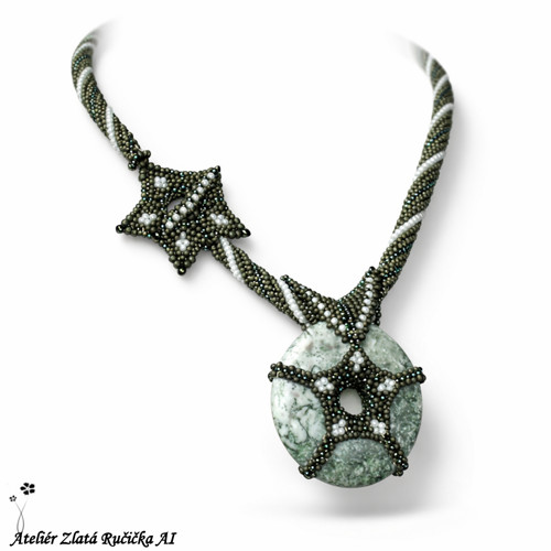 Amulet víly lesního jezírka