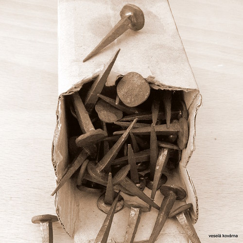 Kovaný hřebík 4 cm