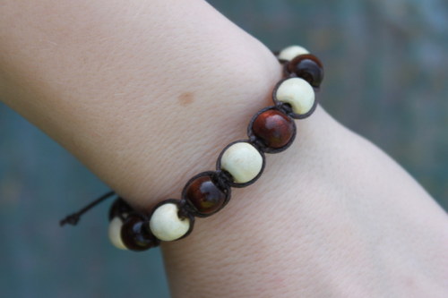 Blíž k přírodě.. Náramek shamballa/macramé