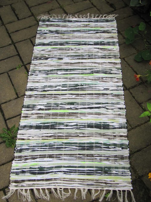 Ručně tkaný handričkový koberec 70x150 cm zelený