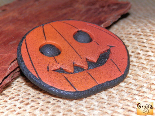 Halloweenská brožka