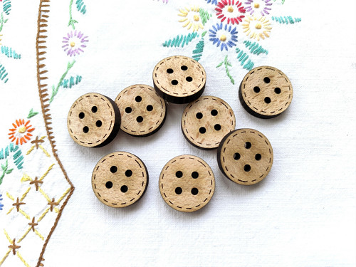 Dřevěný knoflík - KULATÝ 2,4cm