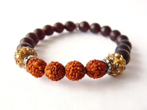 Rudraksha Hnědo Zlatá