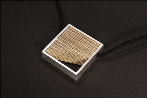 Přívěsek na krk "Wood-Stock 03"