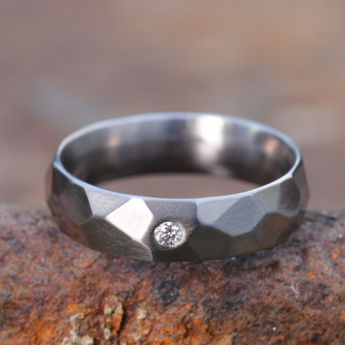 Snubní prsten - Rock titan a diamant