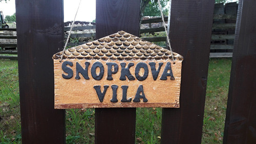 Kachle se jmenovkou — foto 1