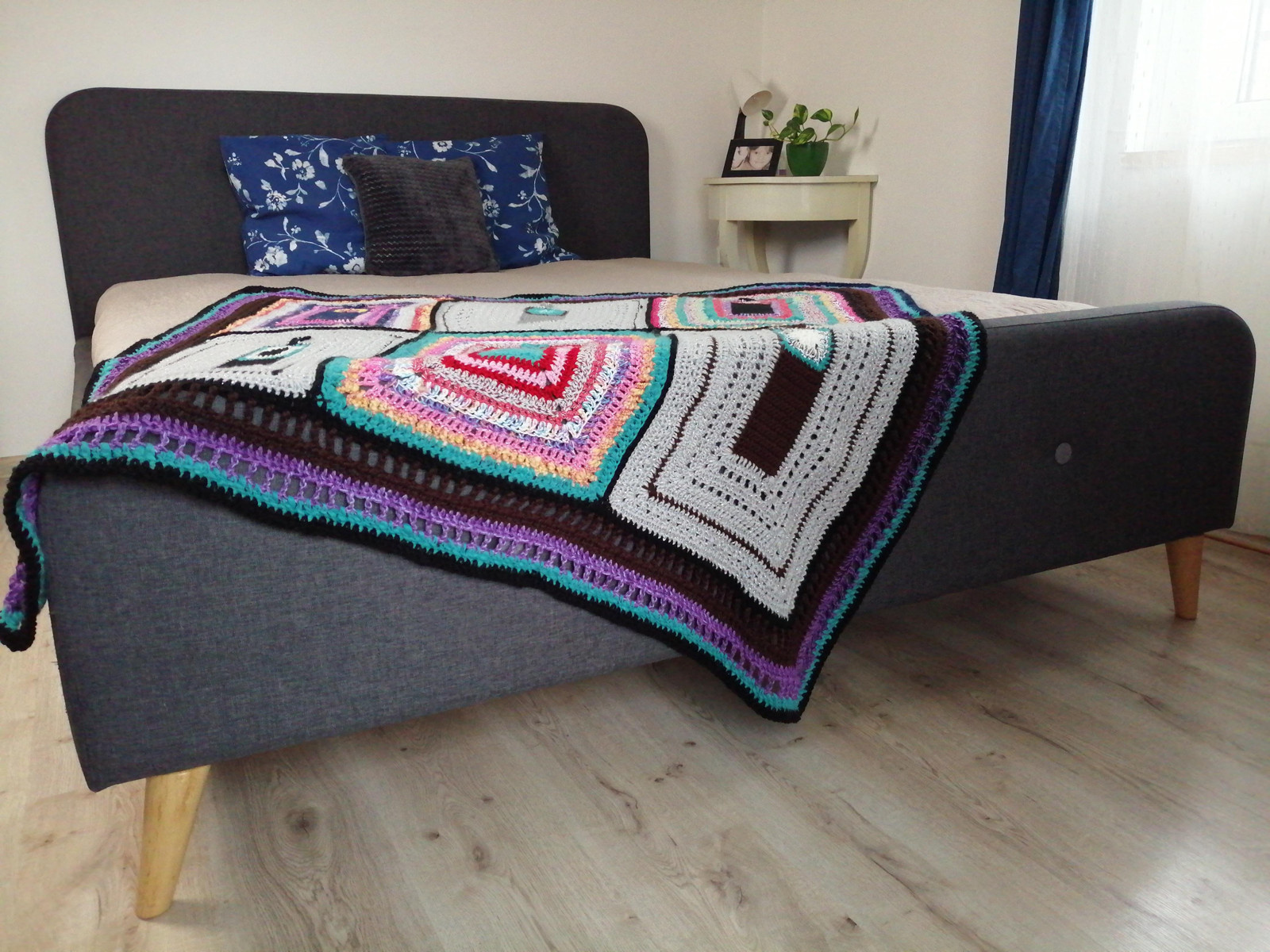 Háčkovaná deka IV. 125cmx125cm