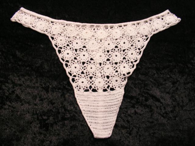 Háčkovaná tanga Sandra - světle žlutá — foto 2