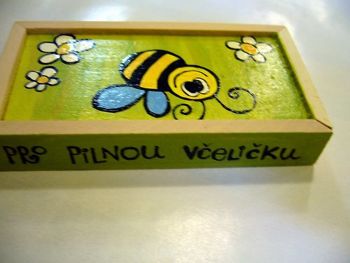 Dřevěné pastelky PRO PILNOU VČELKU — foto 2